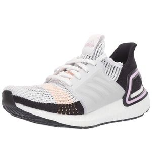 Ultraboost 19 coral with violet accents